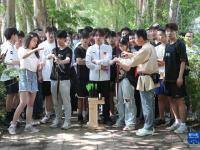 沈阳：传统弓箭体验进高校
