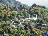 崆峒山秋色宜人
