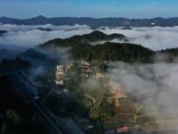 雷公山初冬景色美

