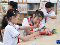 乡村小学开启乡土特色非遗课程