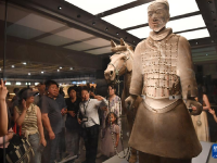西安：古城新貌引客来
