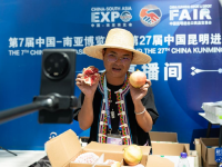 乡村振兴丨“老村长”返乡创业记