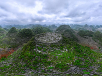 贵州兴义：“消失”的山峰
