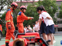 甘肃兰州：安全教育进校园
