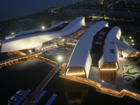 夜游海博馆
