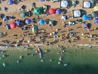 辽宁大连：海滨消暑
