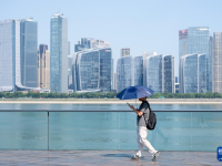 浙江杭州出现持续高温天气
