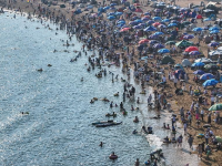 辽宁大连：海滨消暑
