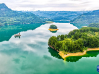美丽中国丨重庆黔江：小南海湿地自然保护区秋景如画
