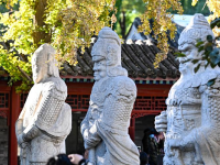 北京：金彩五塔寺
