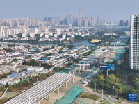 江苏无锡：312国道改扩建工程架梁忙
