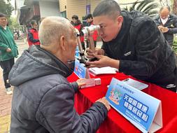 邵阳文明实践集市：一场志愿服务的“暖心赶集”