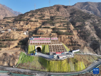 天陇铁路马街隧道顺利贯通
