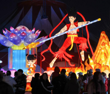 石家庄：赏花灯迎新春