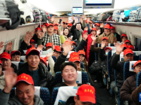 西安：春风护航返岗路
