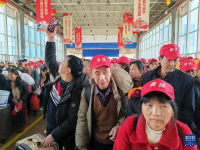 云南铁路开行多趟务工列车助力返岗务工
